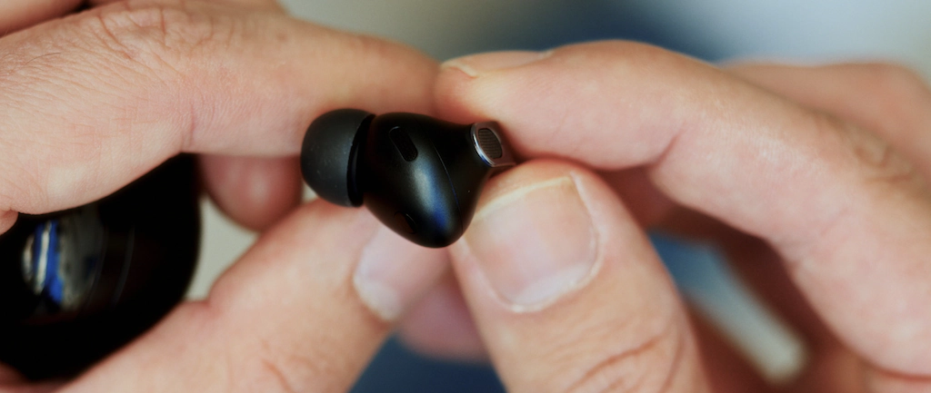 Galaxy Buds 4 Pro: głośno gra, choć cicho wygrał
